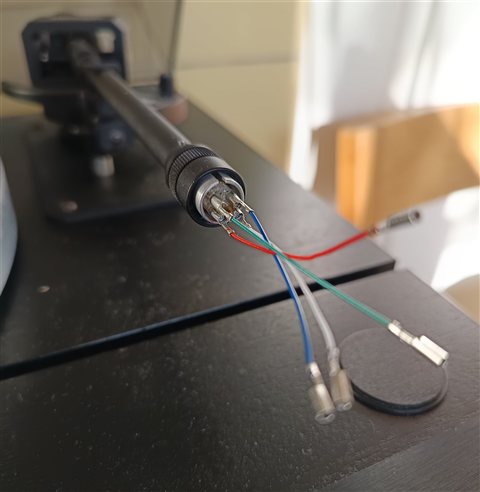 TP-95 tonearm tube with headshell connector wires attached
